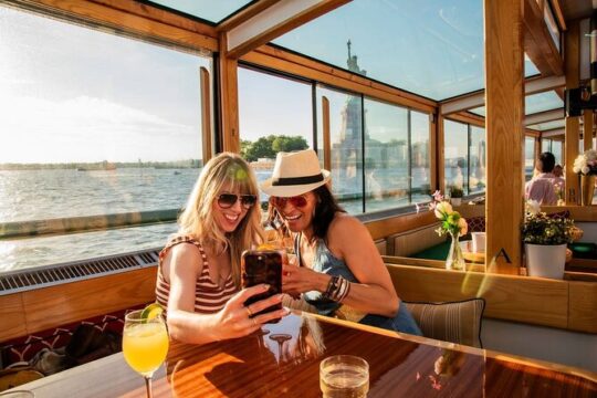 New York City Sunset Cruise on Yacht Manhattan