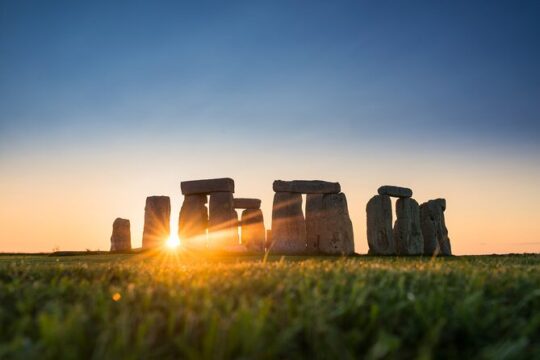 Stonehenge Half Day Tour with Entry and Extra Time