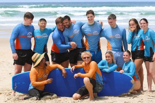 2-Hour Surf Lesson on the Gold Coasts locals Favourite beach (12 years and up)