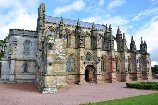 Rosslyn Chapel and Scottish Borders Small-Group Day Tour from Edinburgh