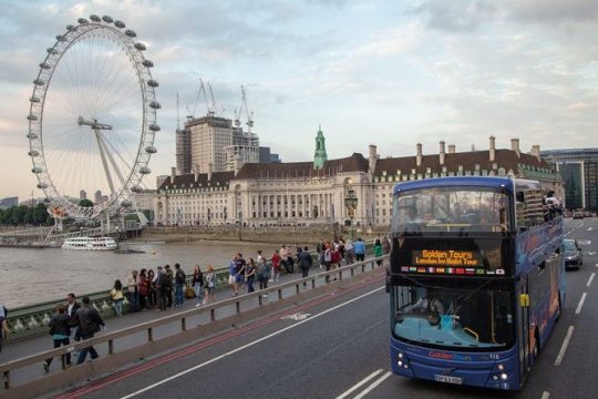 London by Night Sightseeing Open Top Bus Tour with Audio Guide