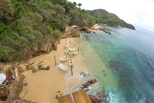 Las Caletas Beach Hideaway