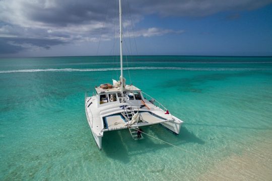 4 Hour Private Catamaran Sail and Snorkel from Grace Bay Beach, Providenciales