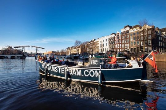 Amsterdam Open Boat Tour With Live Guide and Unlimited Drinks
