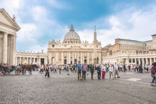 Entire Vatican Tour & Colosseum Ticket