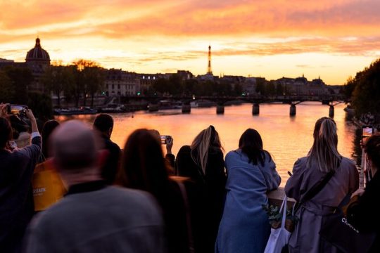 Paris Private Night Tour with River Cruise and Champagne Option