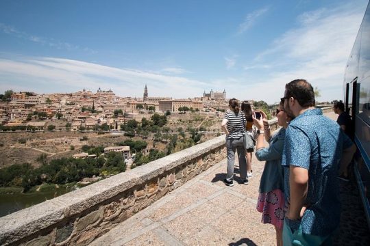 Toledo Highlights Tour for Explorers from Madrid