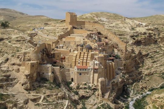 Private Day Tour: St. George's Monastery, Wadi Qelt, Mar Saba, and Bethlehem