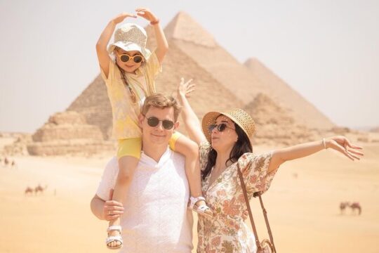 Full Day Tour to Giza Pyramids with Camel Ride and Egyptian Museum in Cairo