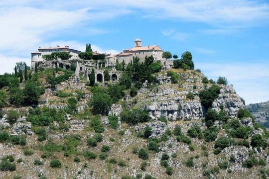Grasse, Gourdon, Valbonne and Wine Tasting Full-day from Nice Small-Group Tour