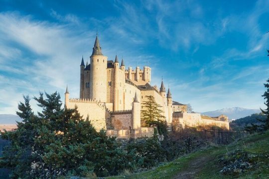 Segovia and Avila Guided Tour from Madrid