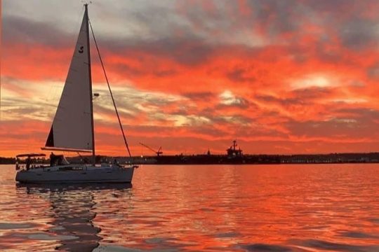 Small Group Sunset Sailing Experience on San Diego Bay