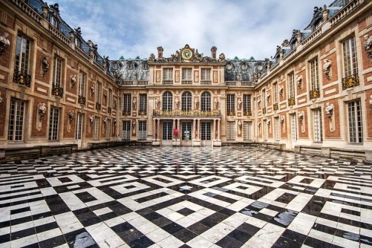 Versailles Small-Group Guided Tour from Paris