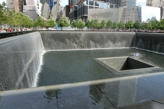 VIP Ground Zero 9/11 Memorial Tour plus Battery Park & Wall Street