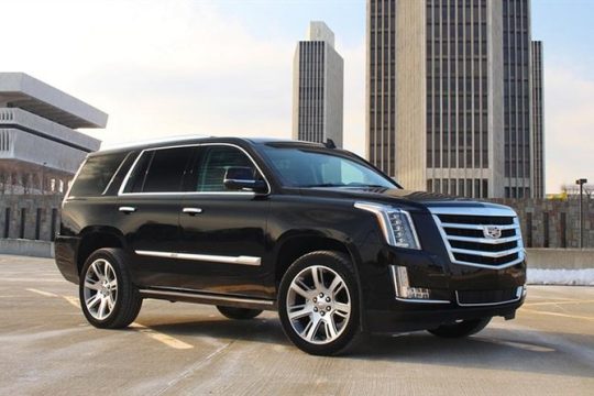 Arrival Private Transfer: O'Hare Airport ORD to Chicago in Luxury SUV