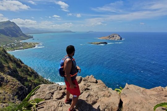 Private Guided Hiking Adventure on Hawaii Sea Cliffs