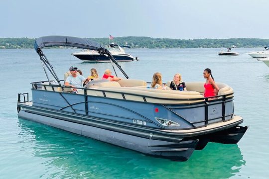 2-Hour Captain-Chauffered Luxury Pontoon Charter from Traverse City (4 yrs & up)
