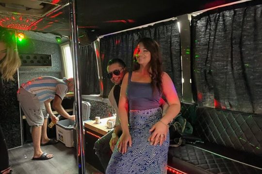 2-hour Party Bus Traveling to Miami Downtown, Brickell and Little Havana