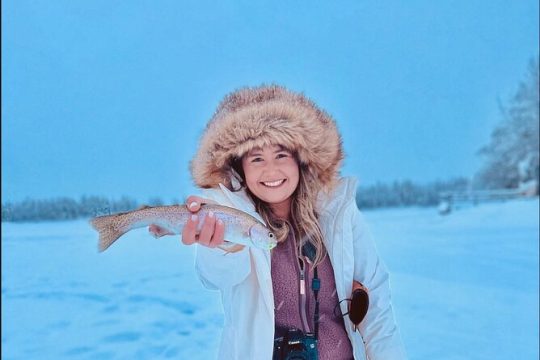 3-Hour Ice Fishing Fairbanks Catch and Cook Guided Experience