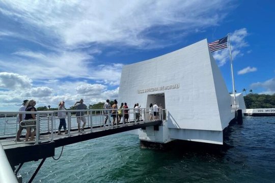 Full Day Pearl Harbor Tour from Maui
