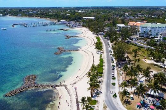 Island Historical and Landmark Nassau Bahamas Tour