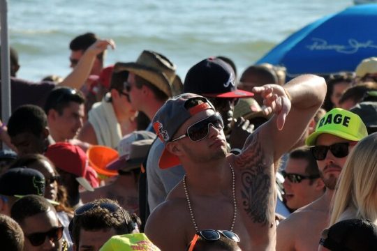 Miami Spring Break Party Boat with Live DJ and Open Bar