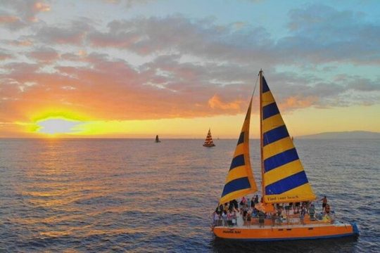 90-Minute Sunset Sail in Honolulu