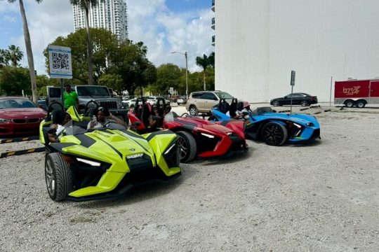3 Hours Polaris Slingshot Rental in Miami