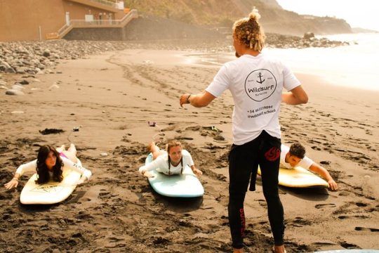 2 Hour Surf Lessons suitable for all ages