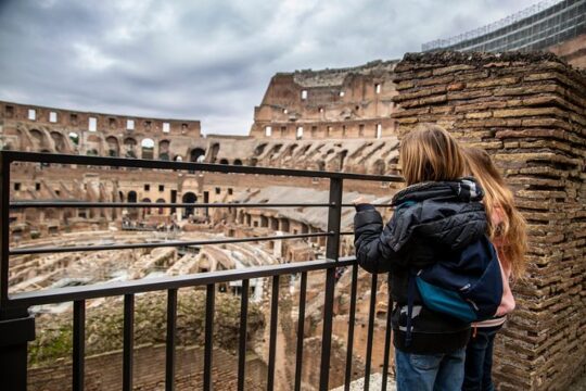 Skip-the-line Colosseum Tour With Kids including Roman Forum With a Family Guide