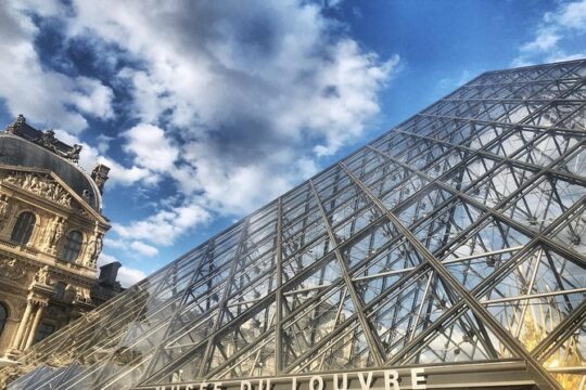 Semi-Private Louvre Masterpieces with Reserved Entrance Time