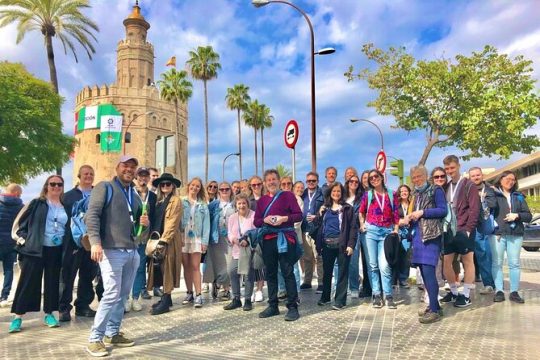 Walking Tour of Sevilla's Historic Sites