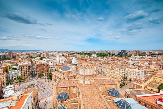 2 Hours Self Guided Audio Tour in Valencia