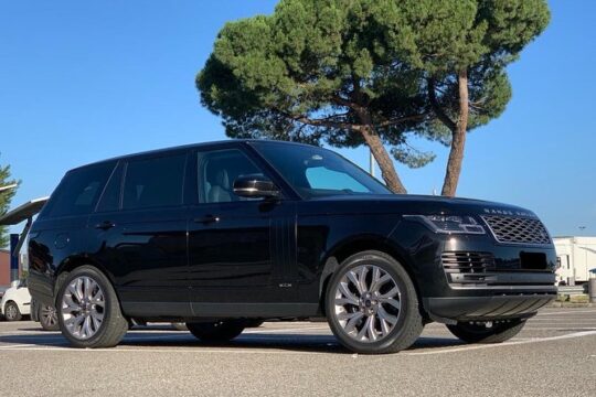 Private Tour of Rome 4 hours with Range Rover Vogue LWB
