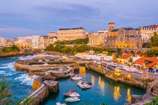 Private Tour to Biarritz and Baiona from Bilbao
