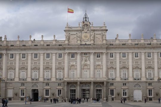 Madrid Royal Palace Tour - Semi private