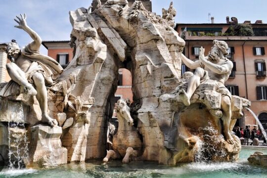 Walking tour of the main squares and fountains of Rome