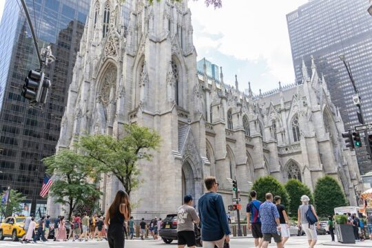 St Patrick Cathedral and Manhattan Walking Tour