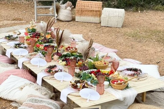 2 Hours Luxury Private Sunset Picnic