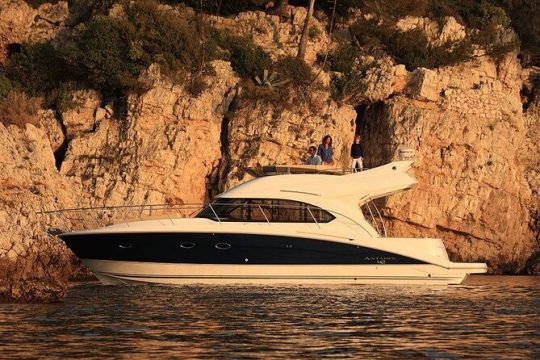 2 Hour Private Sunset Cruise on Luxury Motor Boat with Drinks