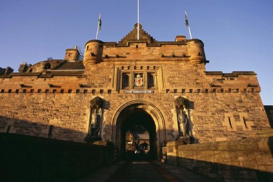 3-Hour Private Edinburgh Castle Tour