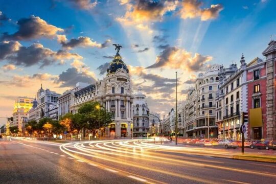4-hour Private Guided Tour in Madrid