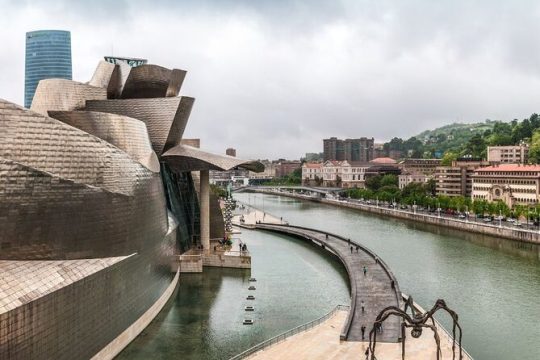 Bilbao: A Self-Guided Tour from Old Town to the Guggenheim Museum