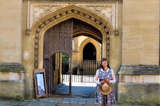 Oxford University Walking Tour with Afternoon Tea