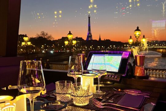 Paris Dinner Bus Toque with Wine tastings on Champs-Elysees