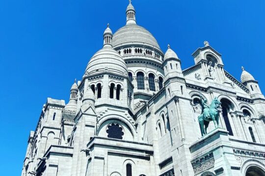 Private Tour Montmartre and Seine River Lunch Cruise with Pick Up