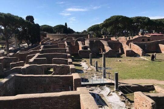 Private tour of Ostia, the ancient city harbor, by van with a PhD archaeologist