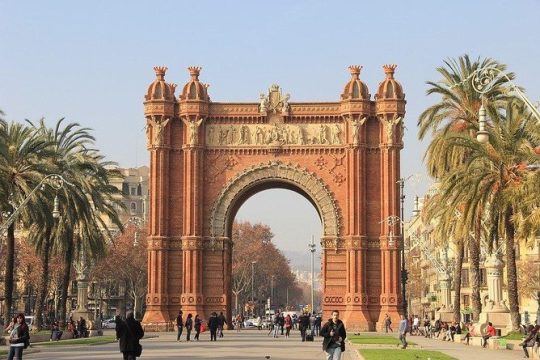 Professional Guides Walking Tours-Barcelona Day&Night (1-2pers)