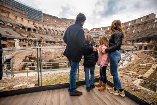 Skip-the-Line Tour of Rome Colosseum and Forums with Local Guide