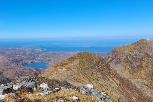 Full-Day Walking and Hiking Adventure in Quinag Mountain Range